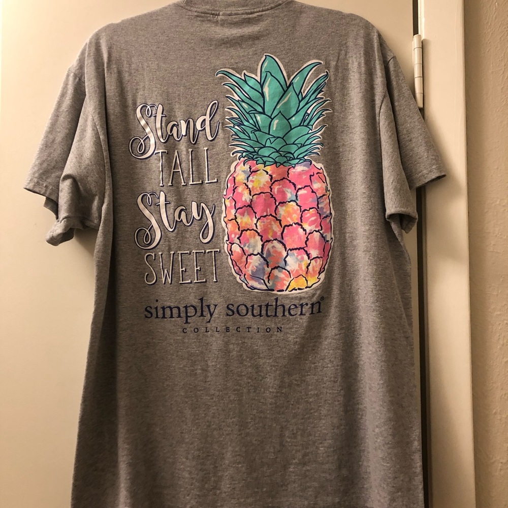 Grey simply southern T-shirt.